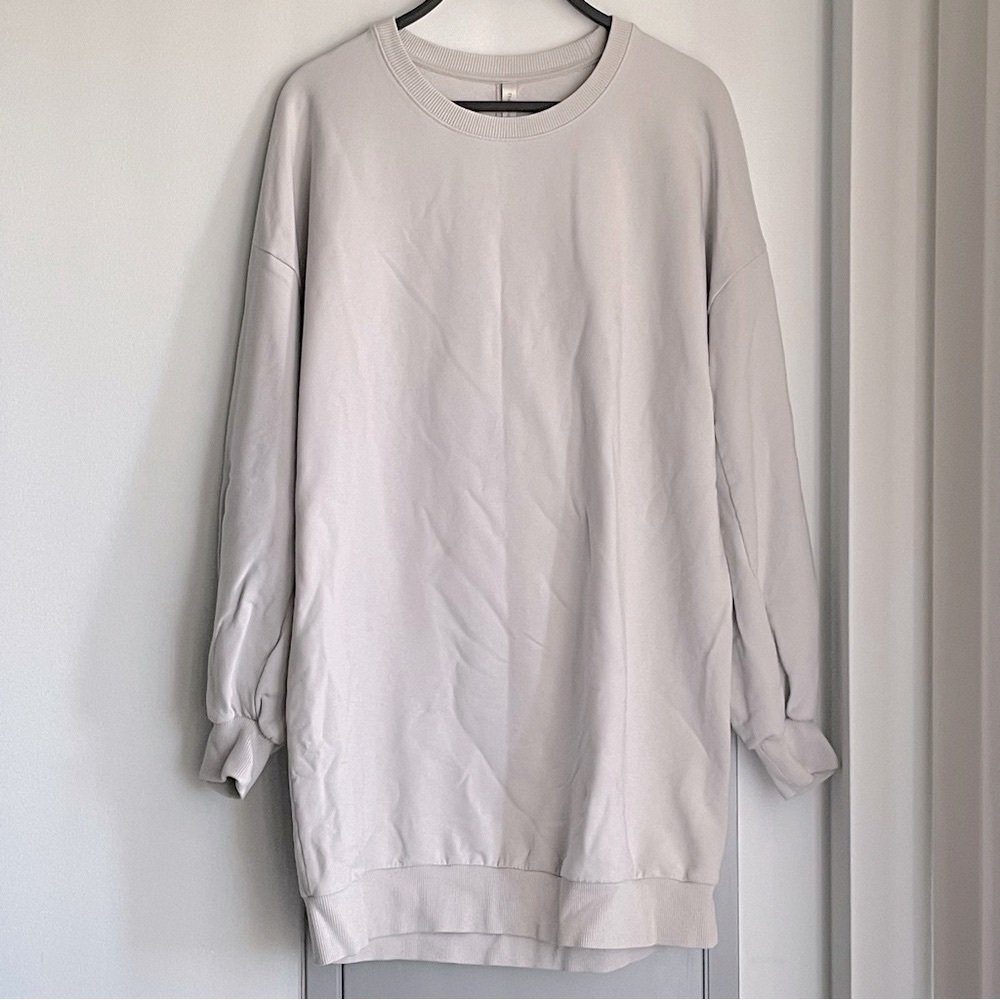 ARITZIA THE GROUP OF BABATON Light Gray Sweatshirt Dress